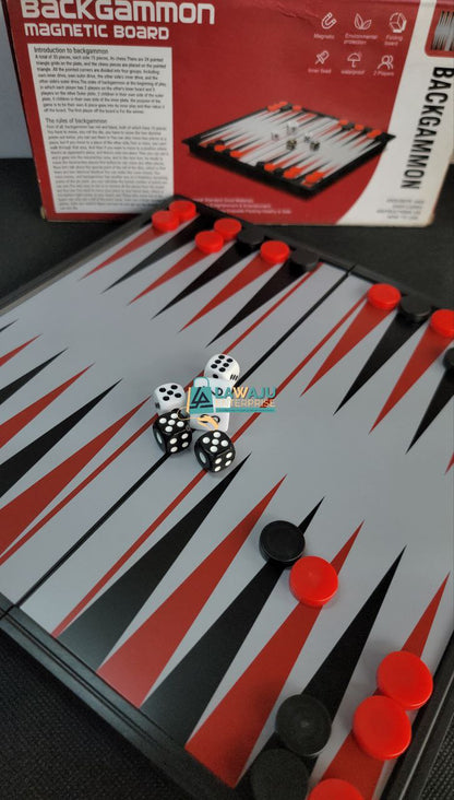 Backgammon magnetic board